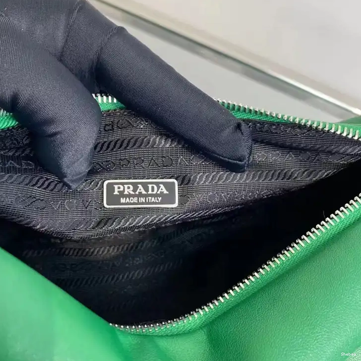 2212HT0001 Prada Bag 0617